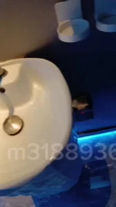 落地窗人妻穿白色老爹鞋和我ktv偷情无套交尾